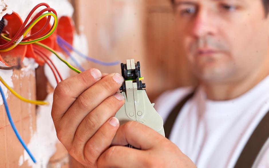 dépannage électricien Maurepas