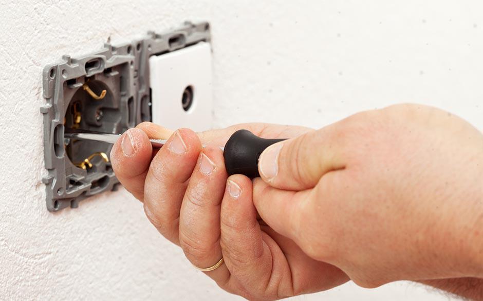 cherche électricien Paris