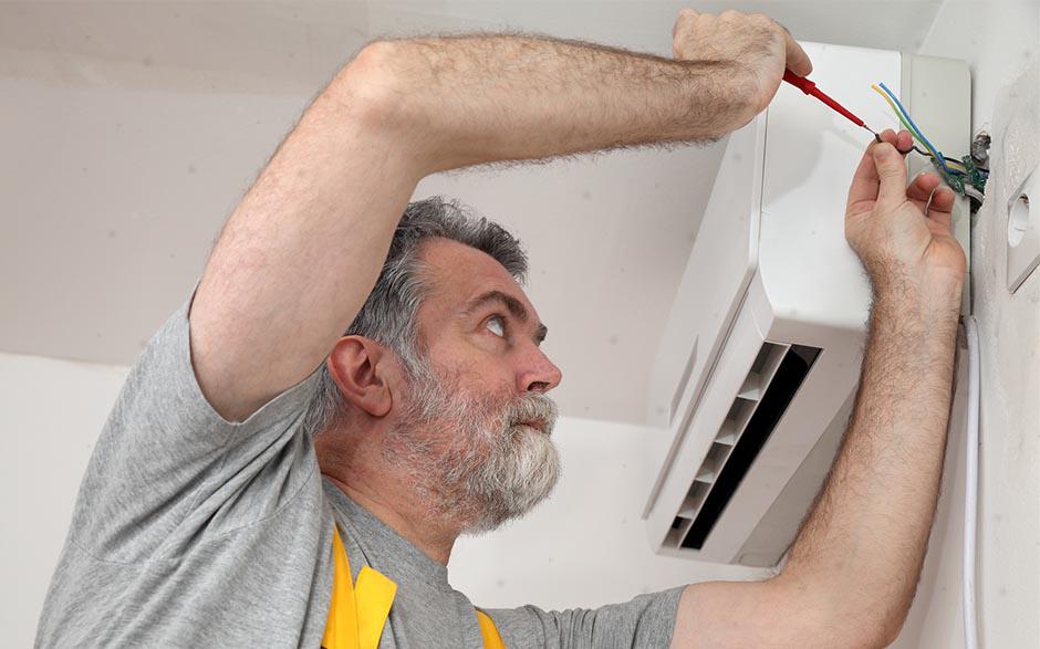 tarif horaire d'un électricien Paris 12